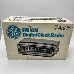 GE 7-4305 FM/AM Digital Flip Clock Radio Vintage FACTORY SEALED Staples Intact
