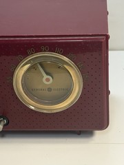General Electric Cranberry Red 1953 Model 565 clock radio for parts