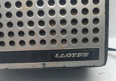 Vintage Lloyd&rsquo;s Solid State FM/AM Portable Radio Carrying Case A/C or Battery