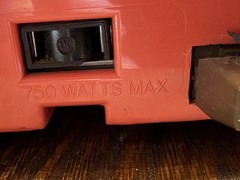 RARE 1950s Philips Time-Mark Clock Radio Atomic Red/Pink B2C11U WORKS MCM Cord