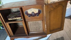 Zenith Vintage Console Radio with Built-In Turntable Record Player Wood Cabinet