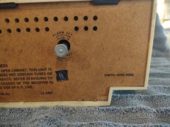 Zenith Hong Kong 60 Hz 12 Amp AM Solid State Alarm Clock Radio For Parts Vintage