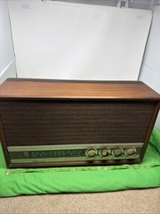 Vintage Magnavox Grand Classic Hi Fi Full Dimension AM/FM Radio – AS IS