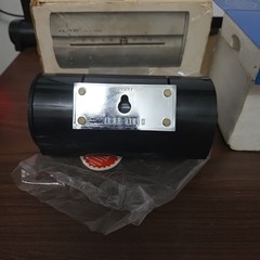 Lloyd’s Solid State Radio Model 8K37 In Box K