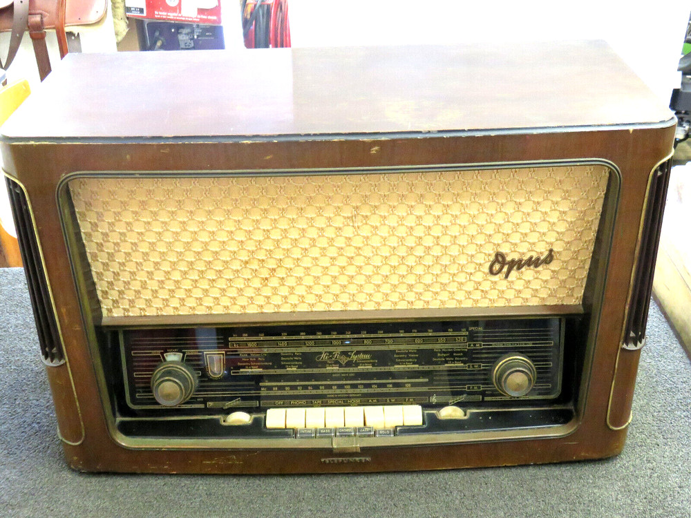 Telefunken Opus 7 HiFi Radio System Licensed by Armstrong Amplifier West Germany