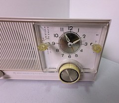 Vintage Motorola Solid State Alarm Clock Radio Model XC12BN -TESTED-