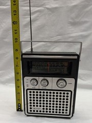 Catalina Model OC120-7238 Vintage Multi-Band Portable Radio