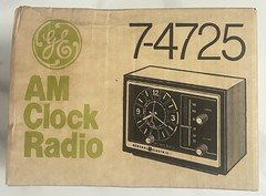 General Electric AM Clock Radio 7-4725 Singapore Brand New Sealed Box