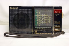 WORKING Panasonic RF-9L Radio w/Case FM MW SW LW 9 Band Receiver Compact Japan
