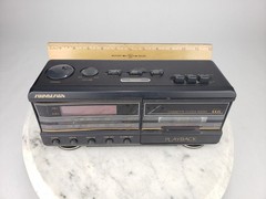 Vintage Sound Design AM-FM Electronic Clock Radio Tape Cassette Player Works