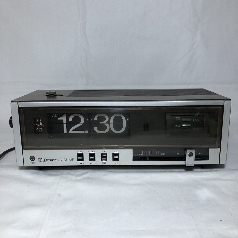 Emerson BigTime AM/FM Radio Flip Clock Model R 5003 (Needs Repair)