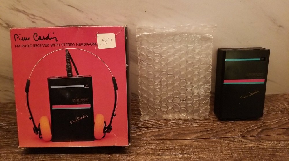 ~Vintage Black Pierre Cardin FM Radio Receiver~ (Headphones Box & Receiver ONLY)