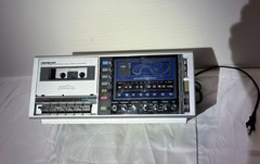 SounDesign AM/FM Clock Radio Cassette Recorder Model 3883 W/ Speakers Working