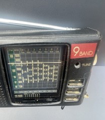 Vintage Panasonic RF-9 FM MW SW1-7 9 Band Receiver Compact Radio With Case Japan