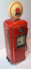 Vintage Light Up Marathon Gasoline Pump Radio AM/FM – Working