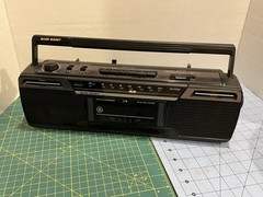 Vintage GE portable radio boombox w/ tape player model 3-5624A – Tested & works!