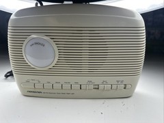 Rare Vintage Realistic MODEL NO, 3653-1VY AM/FM Clock Radio Night Light 80’s 90s