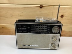 ORION High Light All Wave 16 Transistor Solid State Radio