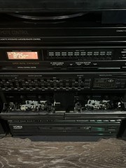 Yorx Grandeur 2121 AM/FM Stereo Cassette Record Player w 2 S-108 Speakers Remote