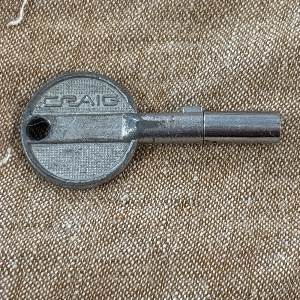 Craig Pioneer In Dash Car Stereo, Vintage Silver Key 00-59, 1970’s Collectible