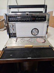 Zenith Transoceanic Royal 3000 Multiband All Transistor Radio & Log Book