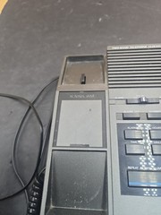 Vintage Magnavox D 9530 Power Back Up 2 Band AM/FM Clock Radio Landline Phone