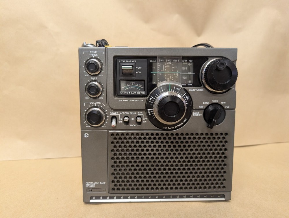 Sony ICF-5900 FM/AM Multi Band Short Wave Radio Receiver