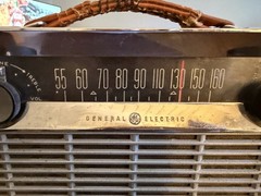GE P-780 AM Radio Portable Silver Black Brown