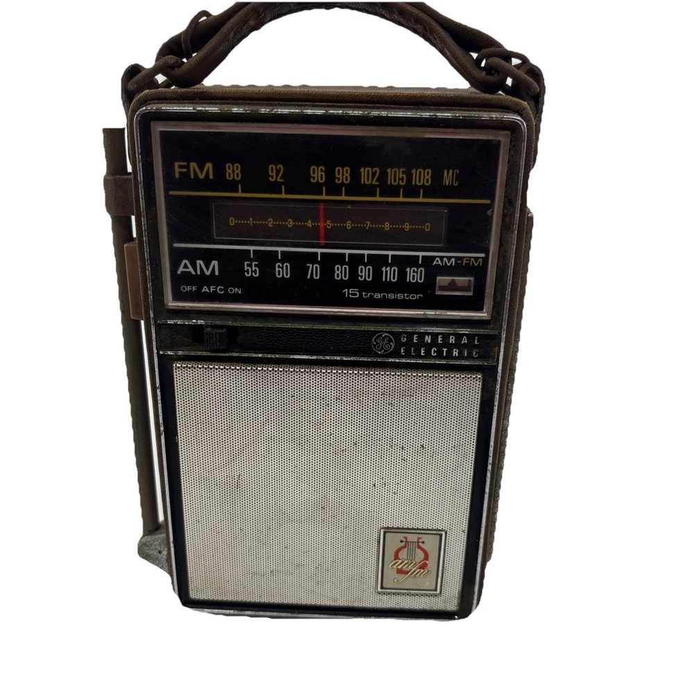 Vintage GE General Electric Portable Radio AM/FM 15 Transistor P-975D USED WORKS