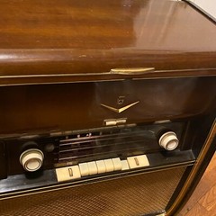 1957-1958 Grundig Majestic 7000 Radio/Phono Receiver Vintage Wood Crafted