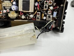 Vintage Panasonic Unique « Tilt-Top » FM/AM Portable with Automatic Tuning RF-6070