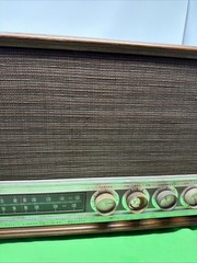 Vintage Magnavox Grand Classic Hi Fi Full Dimension AM/FM Radio – AS IS
