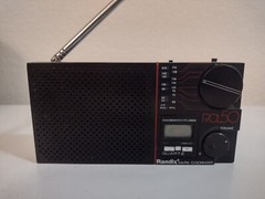 Vintage Randix Portable AM/FM Clock Radio Model No RCL-50 (Read Description)