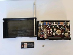 Vintage Hitachi Transistor AM/SW Radio WH-888R Hiphonic « Radar Tuning » WH-888
