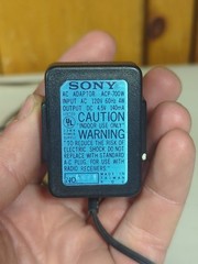 Vintage Sony ICF-700W FM/AM 2 Band Receiver Portable Radio w/ AC Adapter