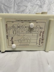 Vintage Philmore 5-Tube AM Table Radio Japan Cream Works Static As-Is