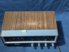 ZENITH C472W-3 Circle of Sound Flip Alarm Clock, AM/FM Radio, Video!