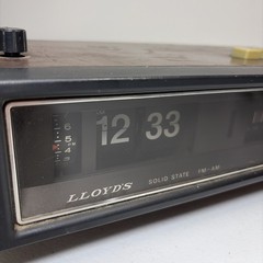 Vintage Lloyd’s Flip Clock Radio Alarm JJ-1617 AM/FM Solid State Parts Repair