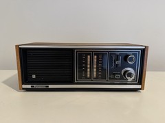 Vintage Panasonic RE-7371 AM/FM Woodgrain Table Radio Tested & Working