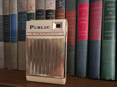 Vintage 1960&rsquo;s Public 6 Tranistor Radio Made in Japan Works Tested Rare Brand