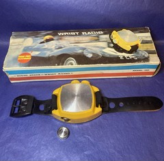 WRIST RADIO 1970S/80S RARE MODEL 111A HONG KONG SOLID STATE GRAND PRIX 6622B
