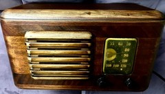 Vintage RCA 46X3 Radio Cabinet – Custom Bluetooth Conversion, Hand-Wired Audio
