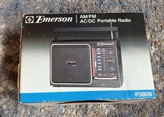 Vintage NIB Emerson AM/FM Portable Radio AC/DC Model P3808 Slimline Carry Handle