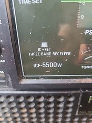 SONY FM/MW/PSB 3Band Receiver Model ICF-5500W TESTED With Strap