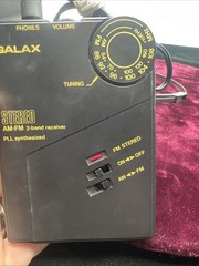 Vintage 1980s Galax AM/Fm Radio Pocket Portable With Headphones PLL Synthesized