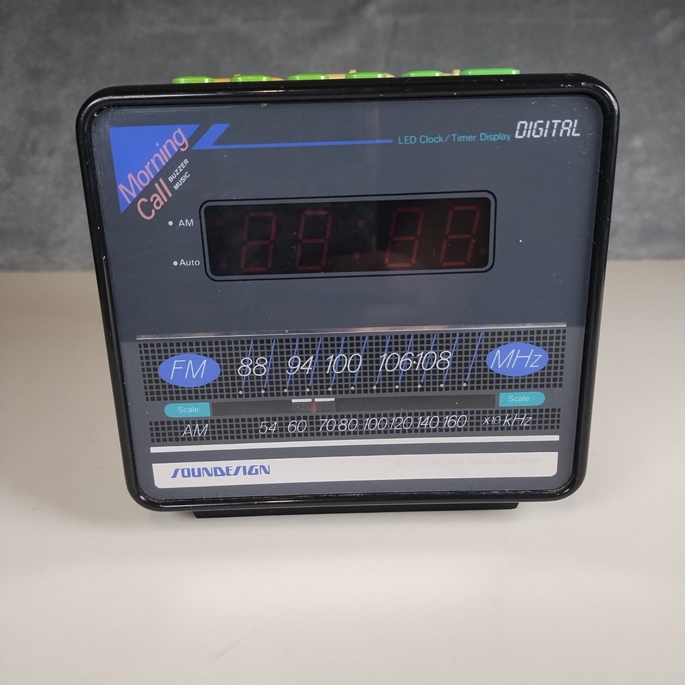 Soundesign Retro Cube Morning Call AM/FM Electronic Clock Radio 3634 Parts Only