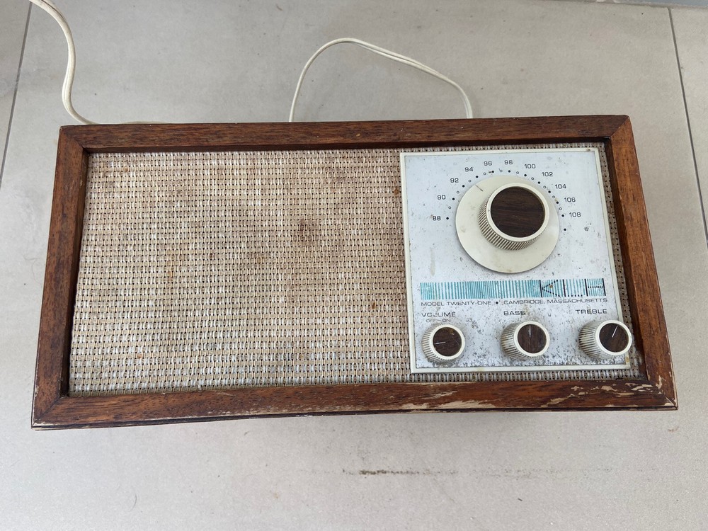 KLH MODEL TWENTY ONE FM RECEIVING SYSTEM WOOD CABINET 50 YEAR OLD STEREO 🟠🟠