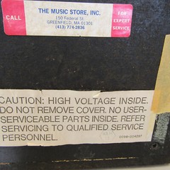 Vintage 1960&rsquo;s KLH Model Twenty One 21 FM Table Radio Wood Veneer Cabinet Works