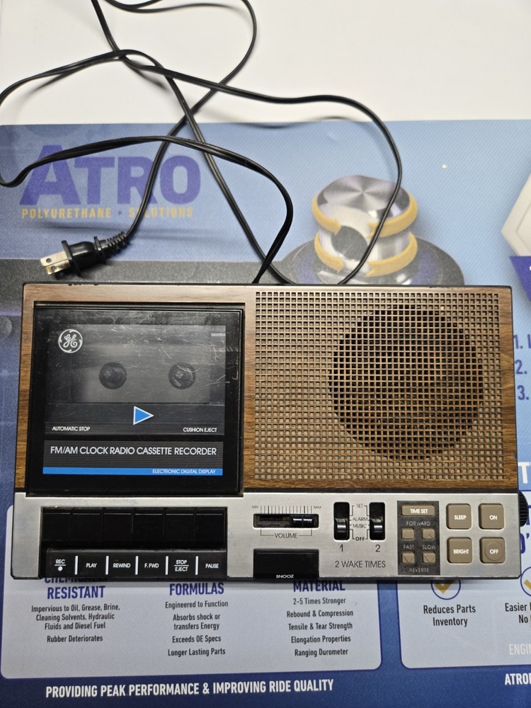 Vintage GE 7-4956B General Electric Alarm Clock Radio Cassette Tape Recorder