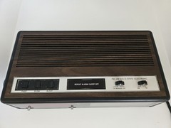 Vintage Sears Com/Trek AM/FM Clock Radio – Works!!! For Use or Parts